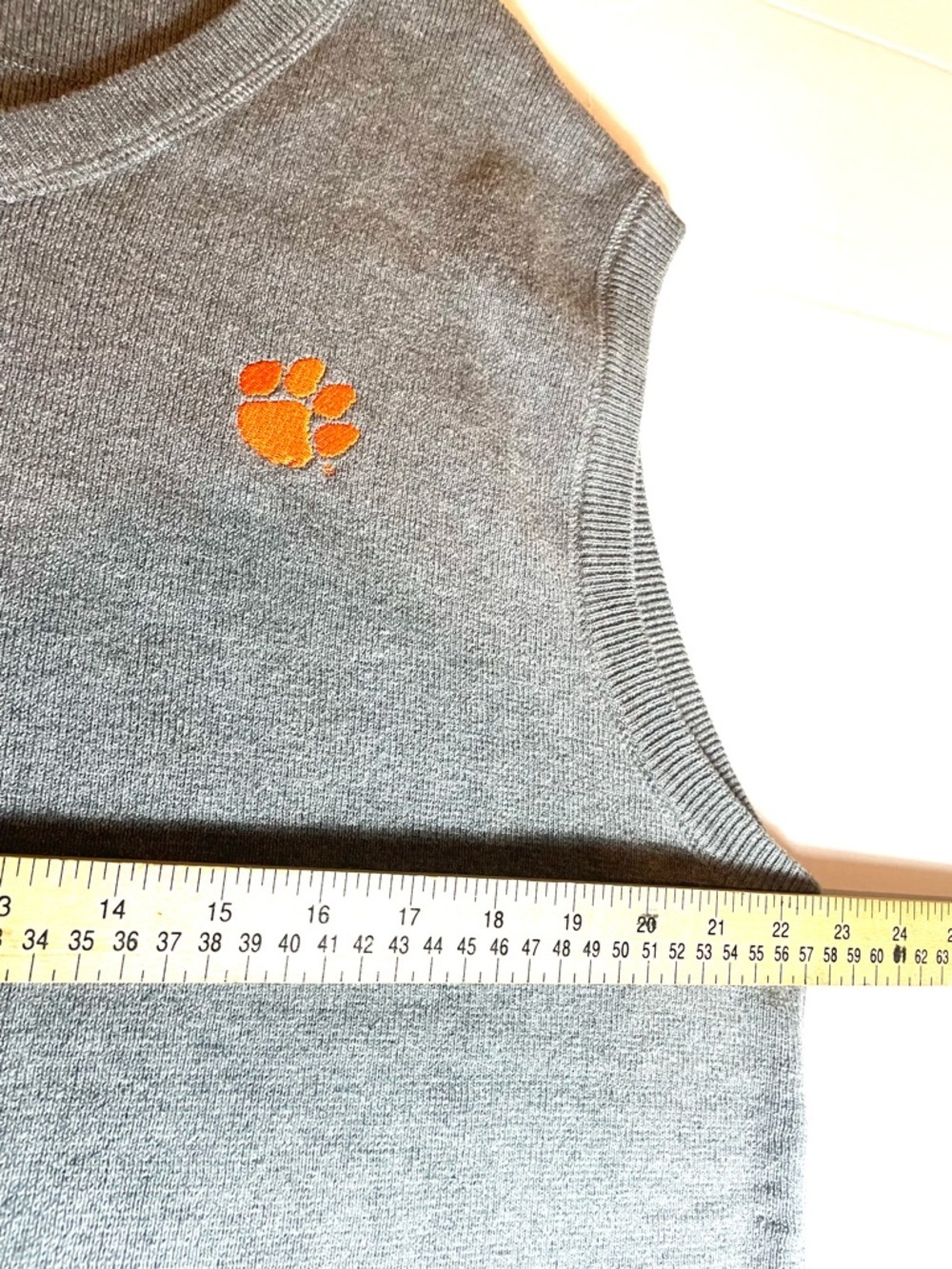 Clemson Tigers Vantage Gray V-Neck Sweater Vest Orange Paw Logo Size L - Picture 9 of 12